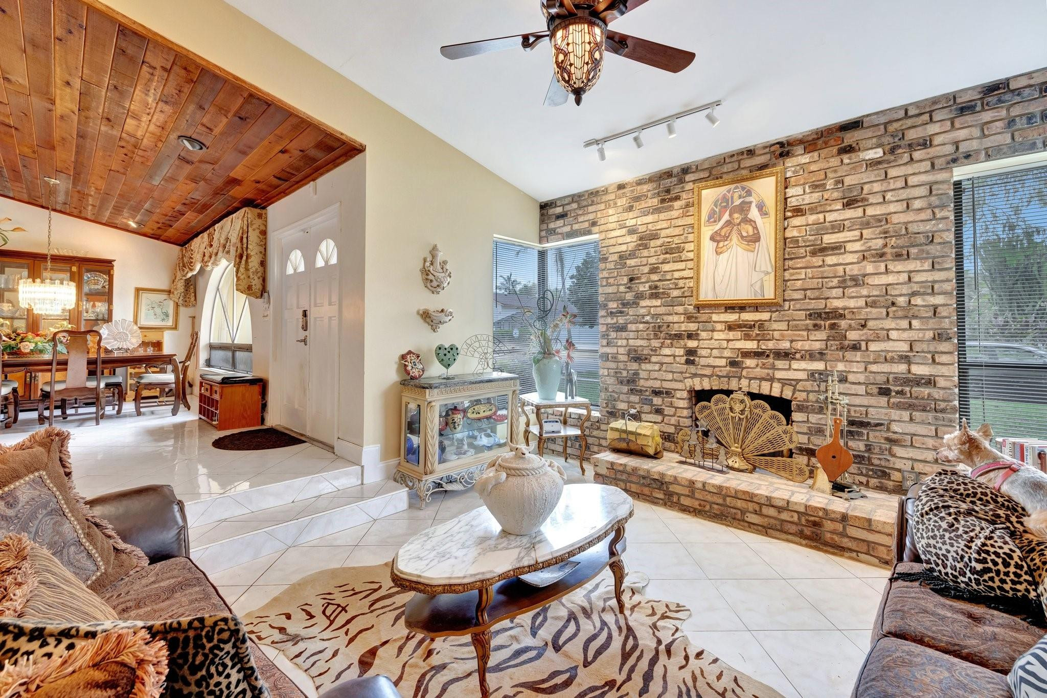 Boulevard Woods East 108- - Residential