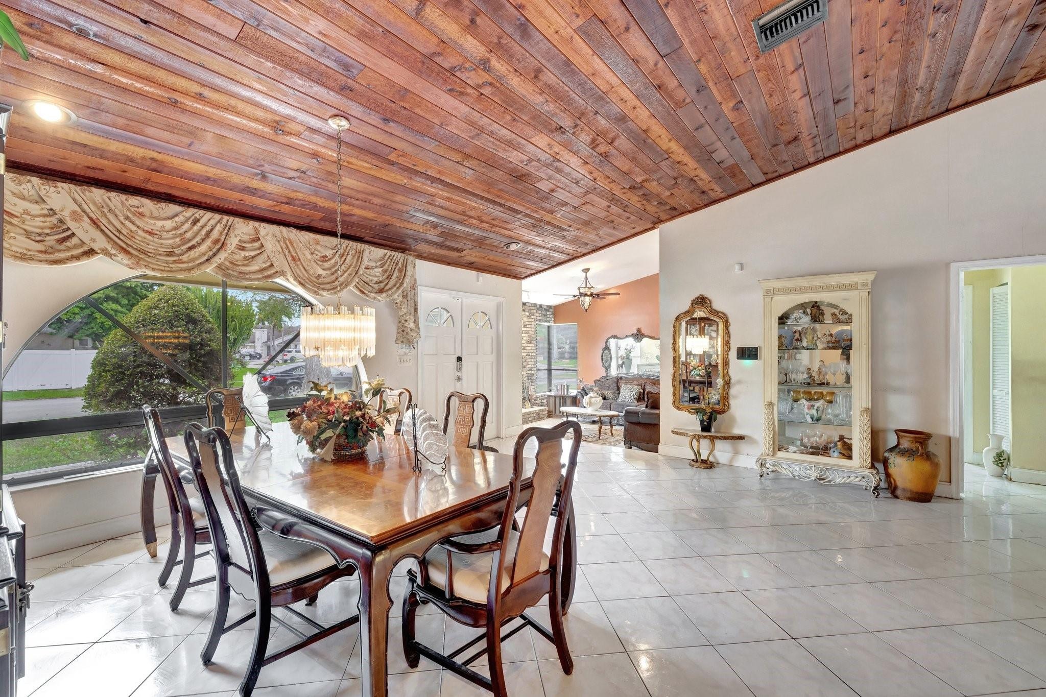 Boulevard Woods East 108- - Residential