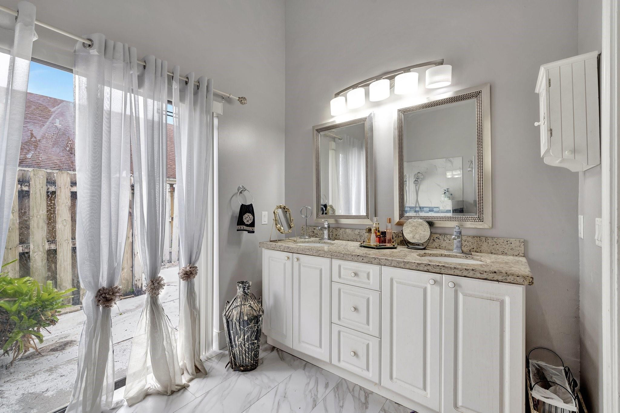 Boulevard Woods East 108- - Residential