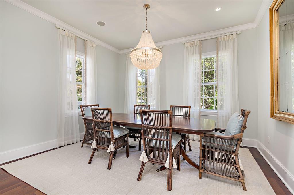 EDGEWATER - Residential