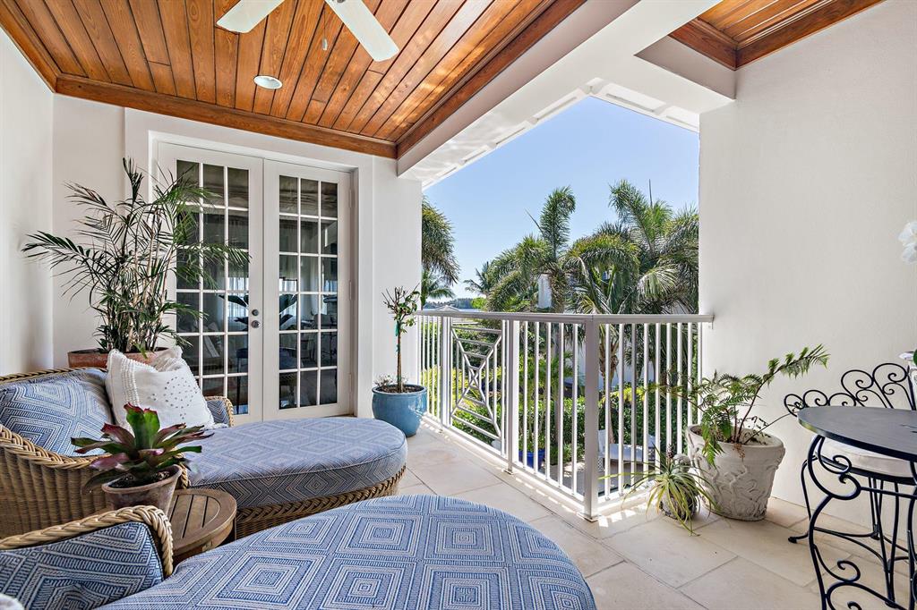 EDGEWATER - Residential