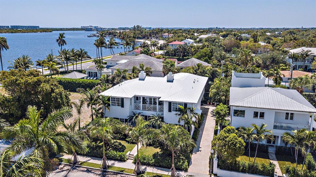 EDGEWATER - Residential