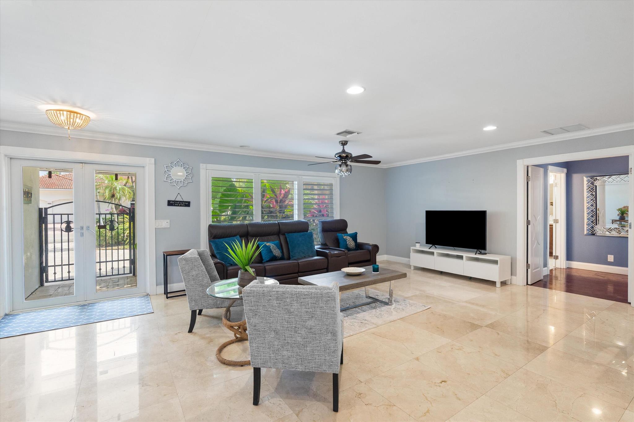 TROPIC ISLE 2ND SEC - Residential