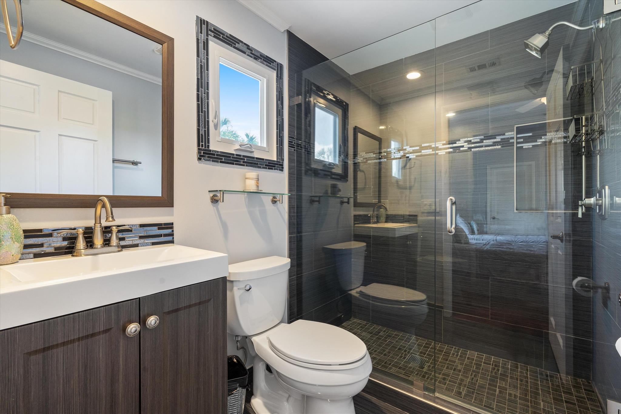 TROPIC ISLE 2ND SEC - Residential