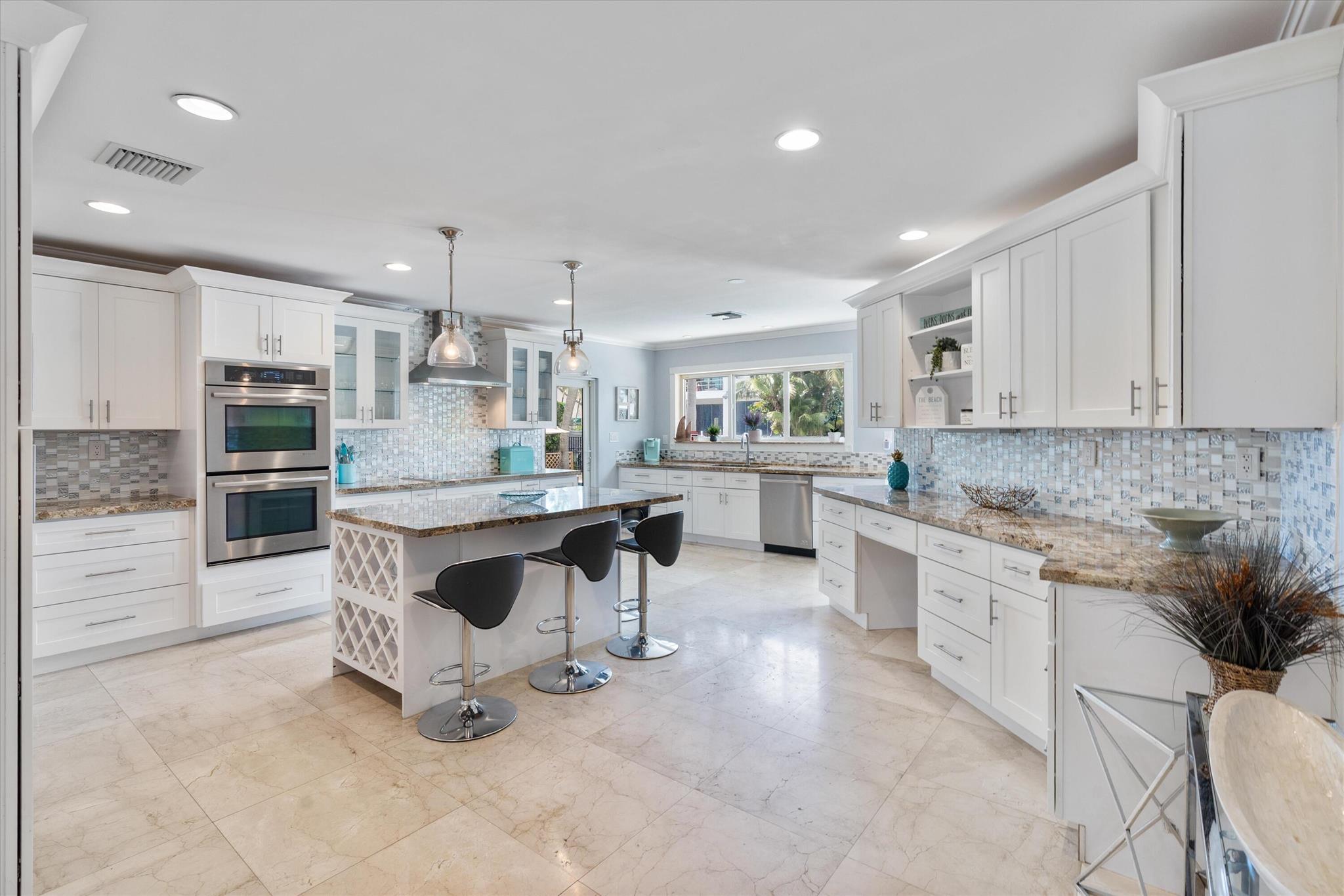 TROPIC ISLE 2ND SEC - Residential