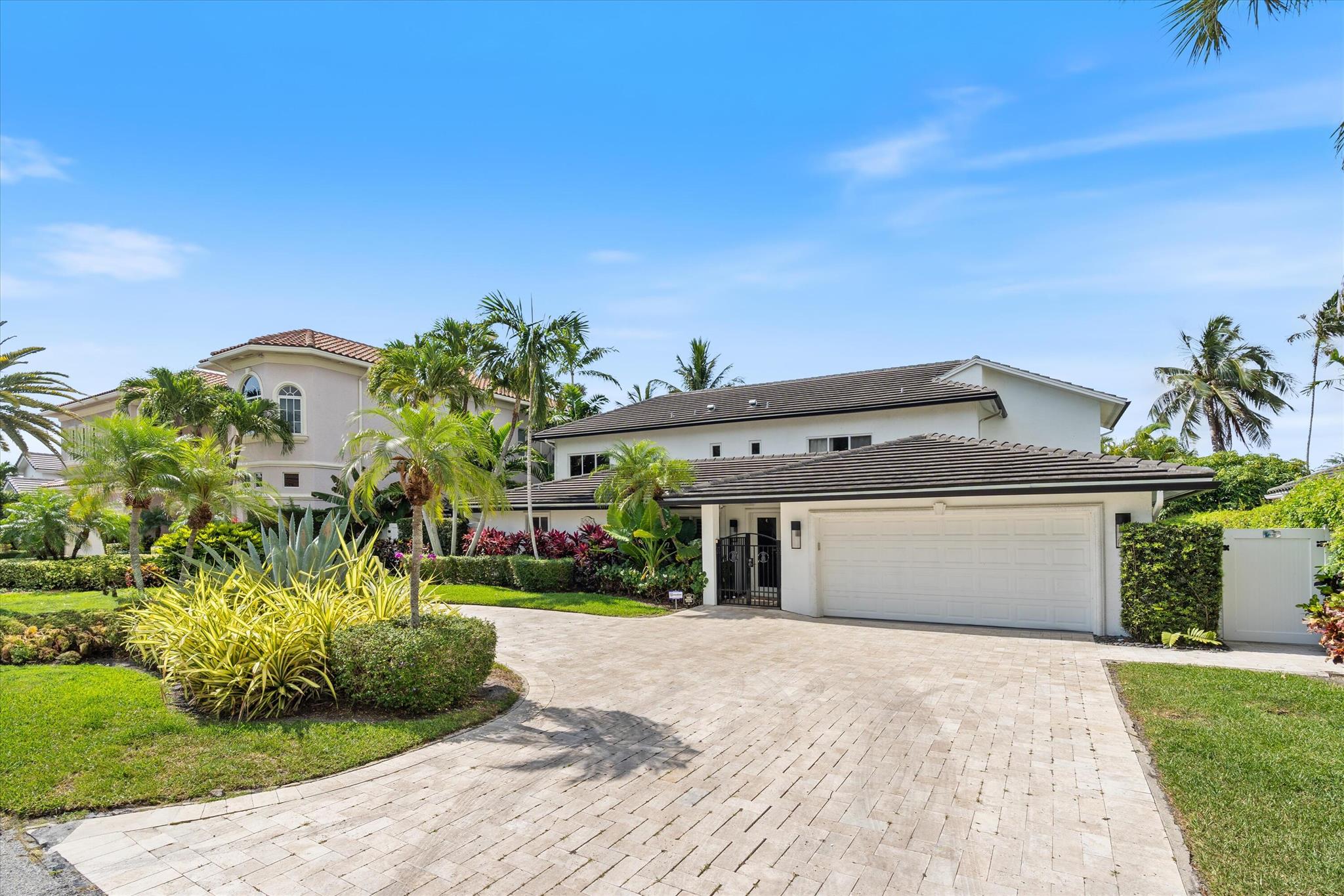 TROPIC ISLE 2ND SEC - Residential