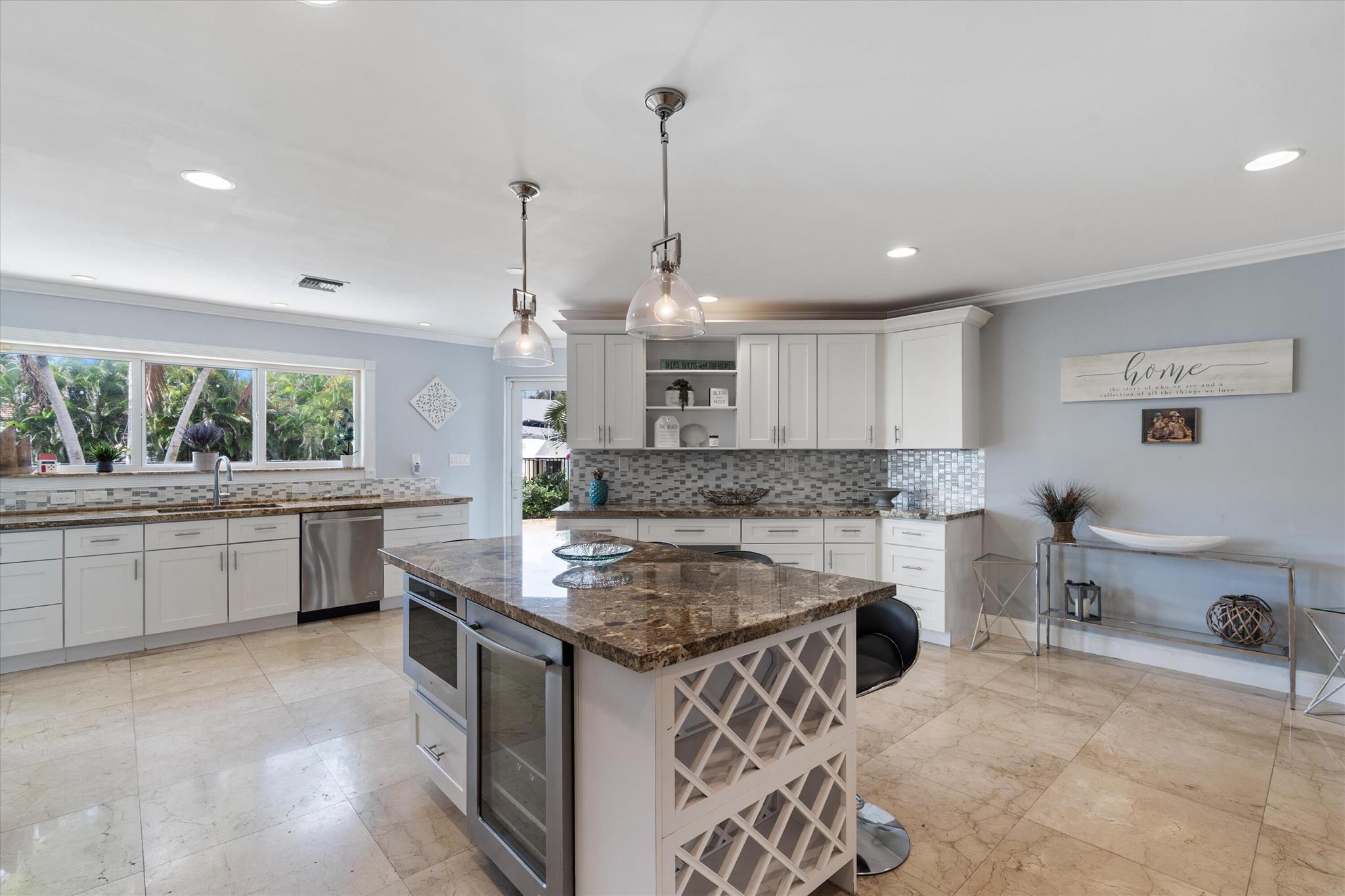 TROPIC ISLE 2ND SEC - Residential