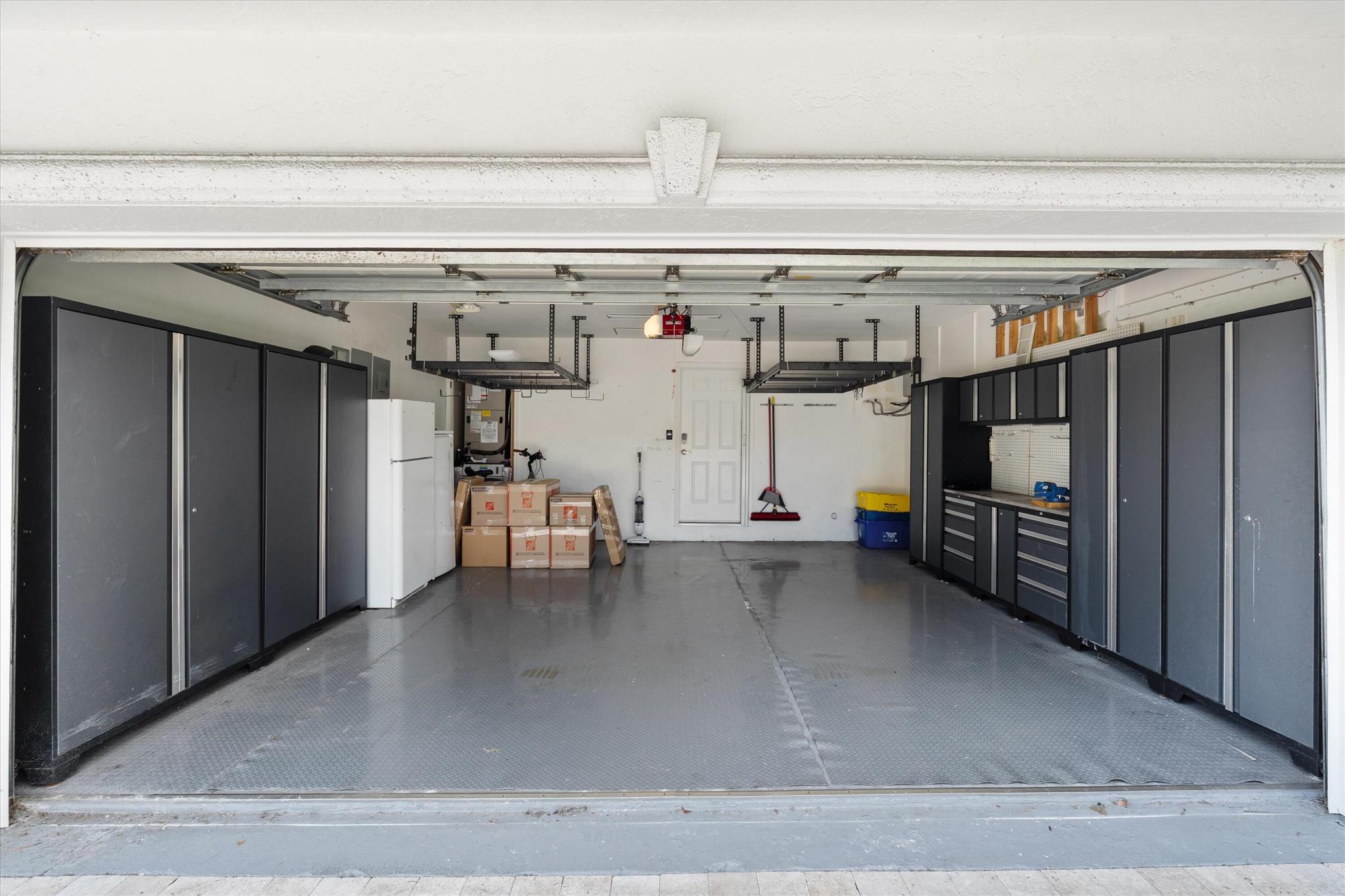 TROPIC ISLE 2ND SEC - Residential