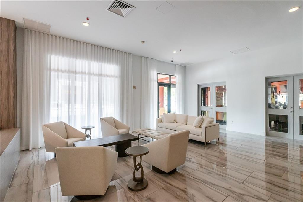 Waverly Las Olas - Residential