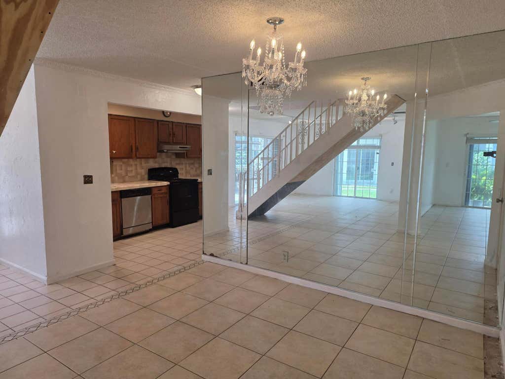 Photo of 504 VISION Court, Palm Beach Gardens, FL 33418 (MLS # B26064360)