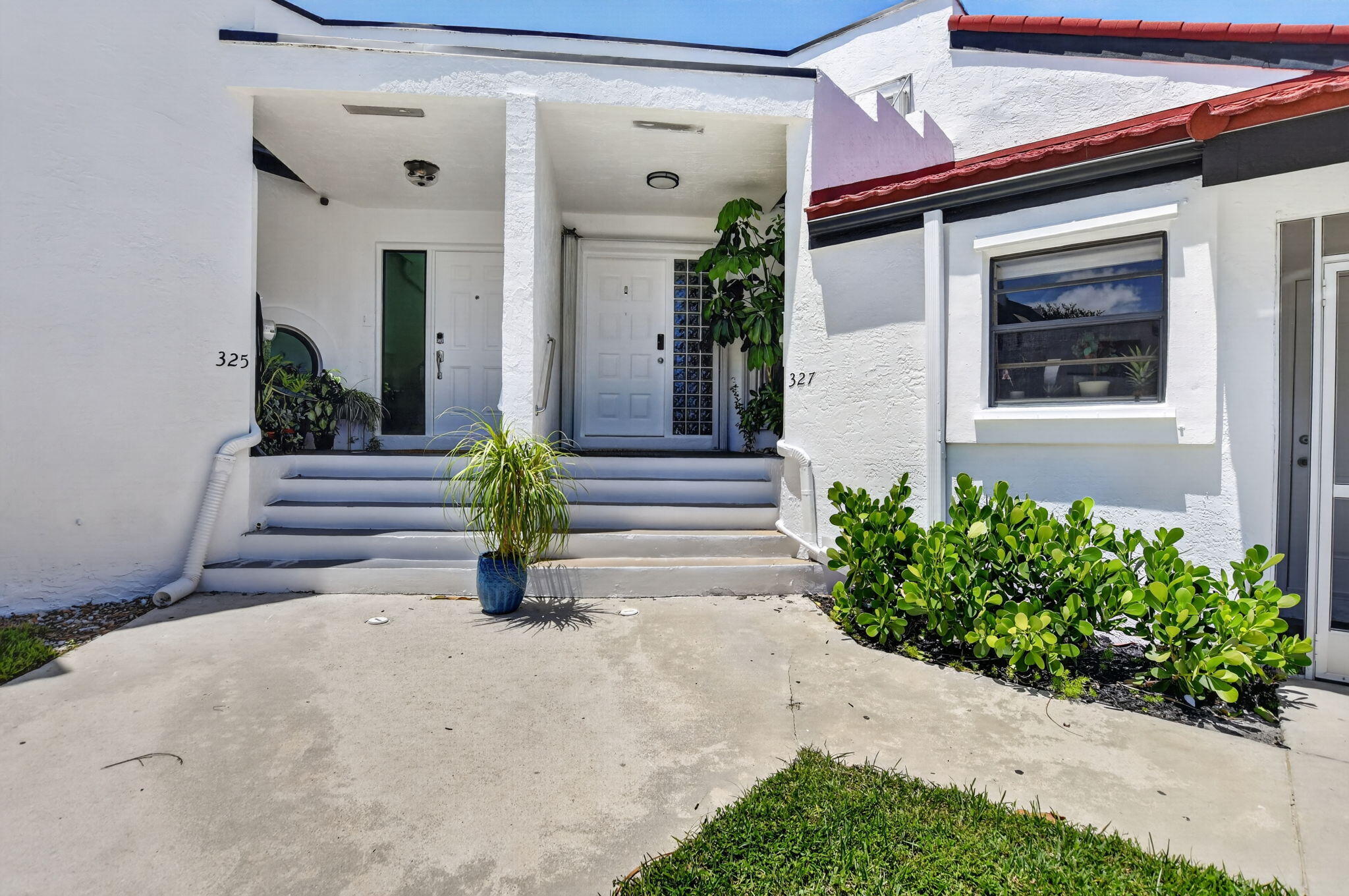 327 NW 36TH Avenue