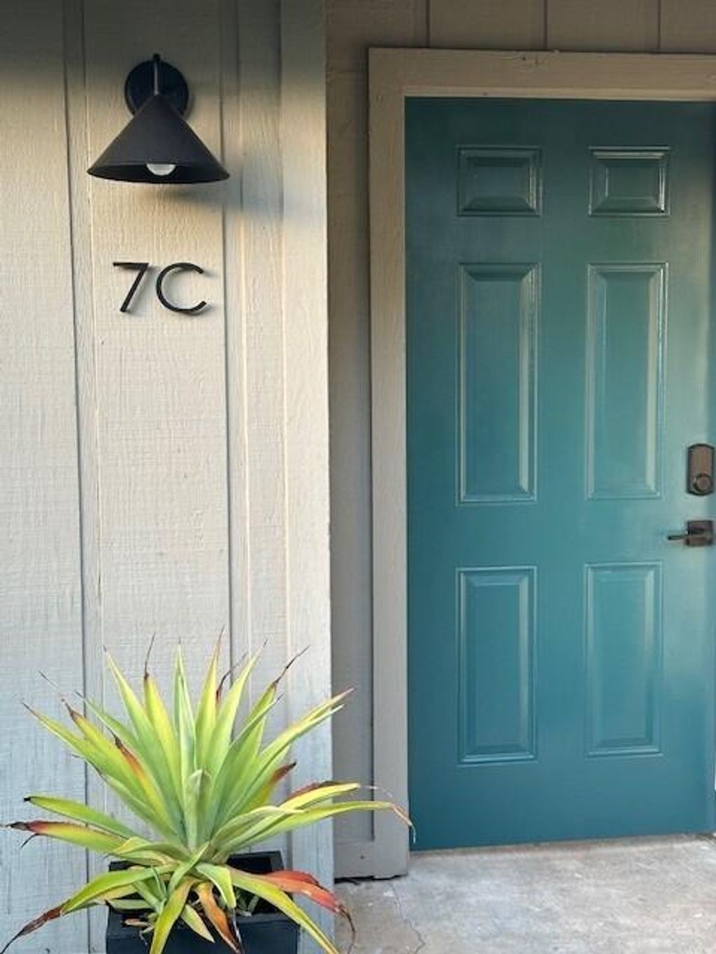 Photo of 1605 S Us Highway 1 #7c, Jupiter, FL 33477 (MLS # R10958264)