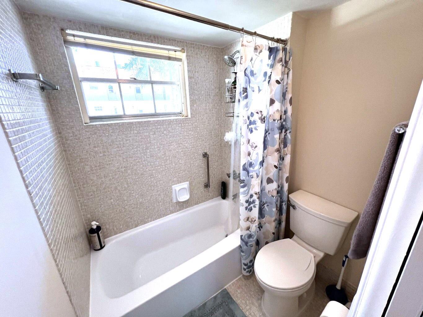 TAMBERLANE 3 CONDO - Residential