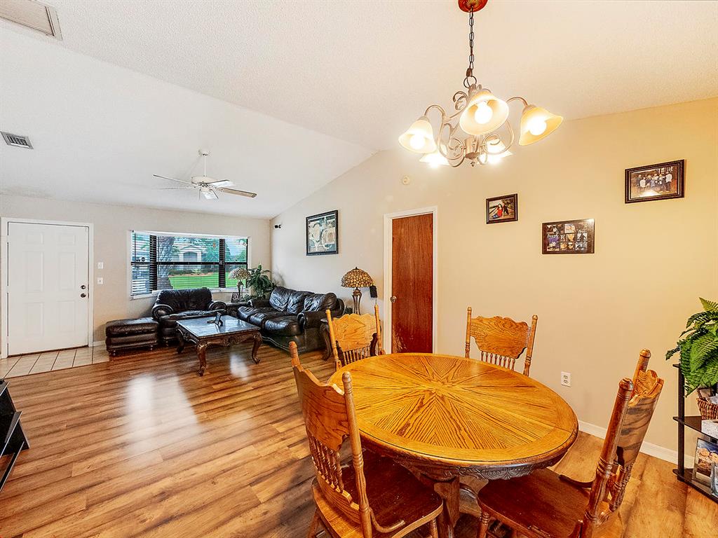 PORT ST LUCIE SECTION 40 - Residential