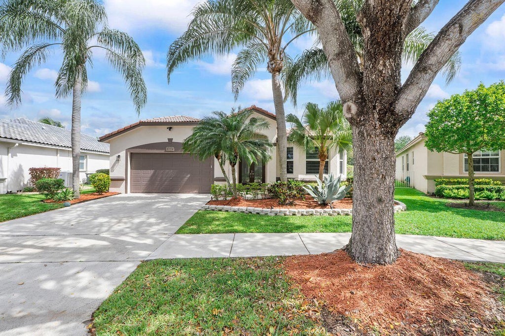 Photo of 6220 Swans Terrace, Coconut Creek, FL 33073 (MLS # B26036291)