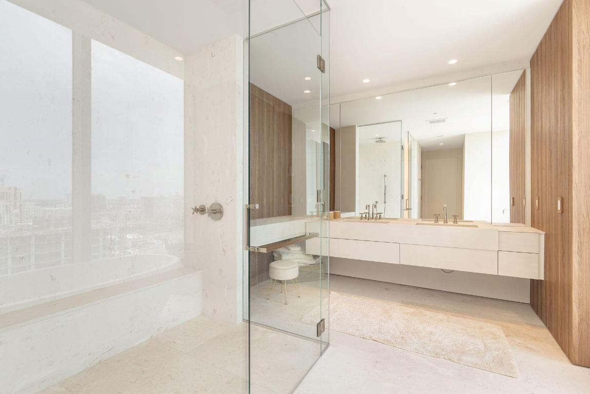 1515 FLAGLER CONDO - Residential