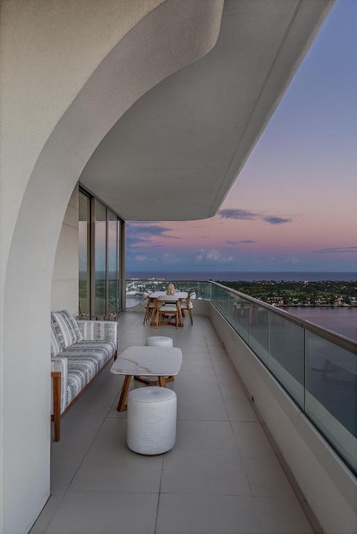 1515 FLAGLER CONDO - Residential