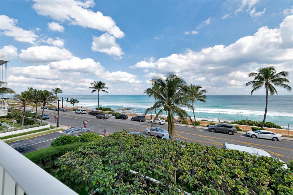 KIRKLAND HOUSE CONDO - Residential