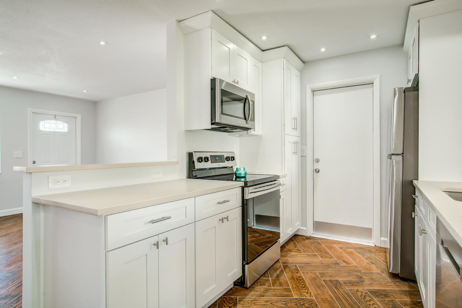 PALM BEACH LEISUREVILLE SEC 3 - Residential