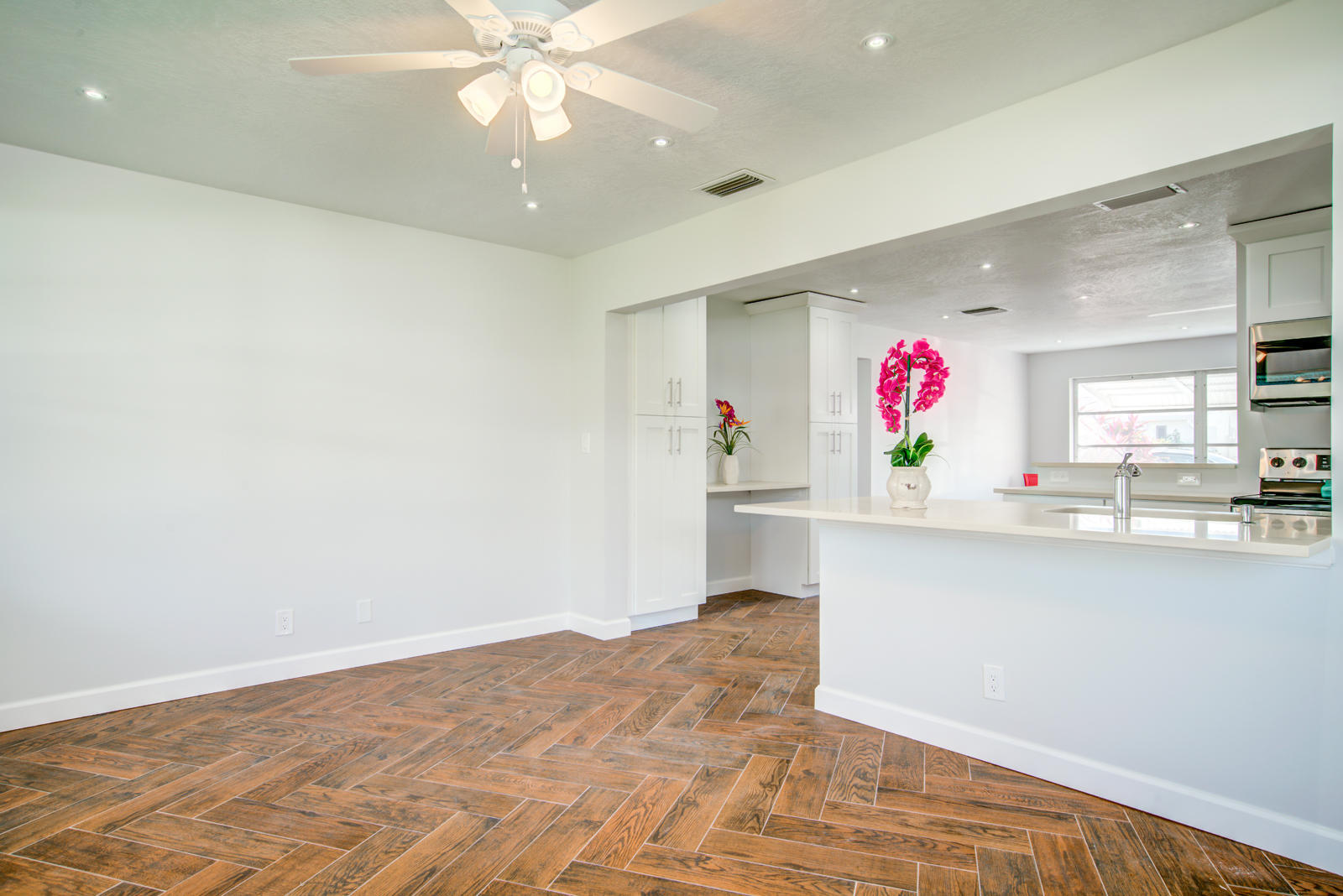 PALM BEACH LEISUREVILLE SEC 3 - Residential