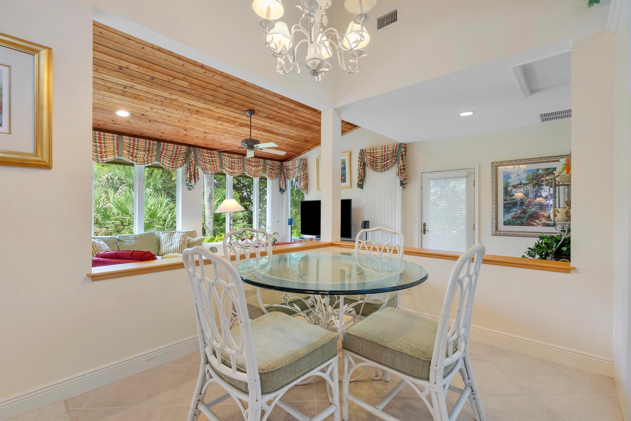 MARINER SANDS COUNTRY CLU - Residential