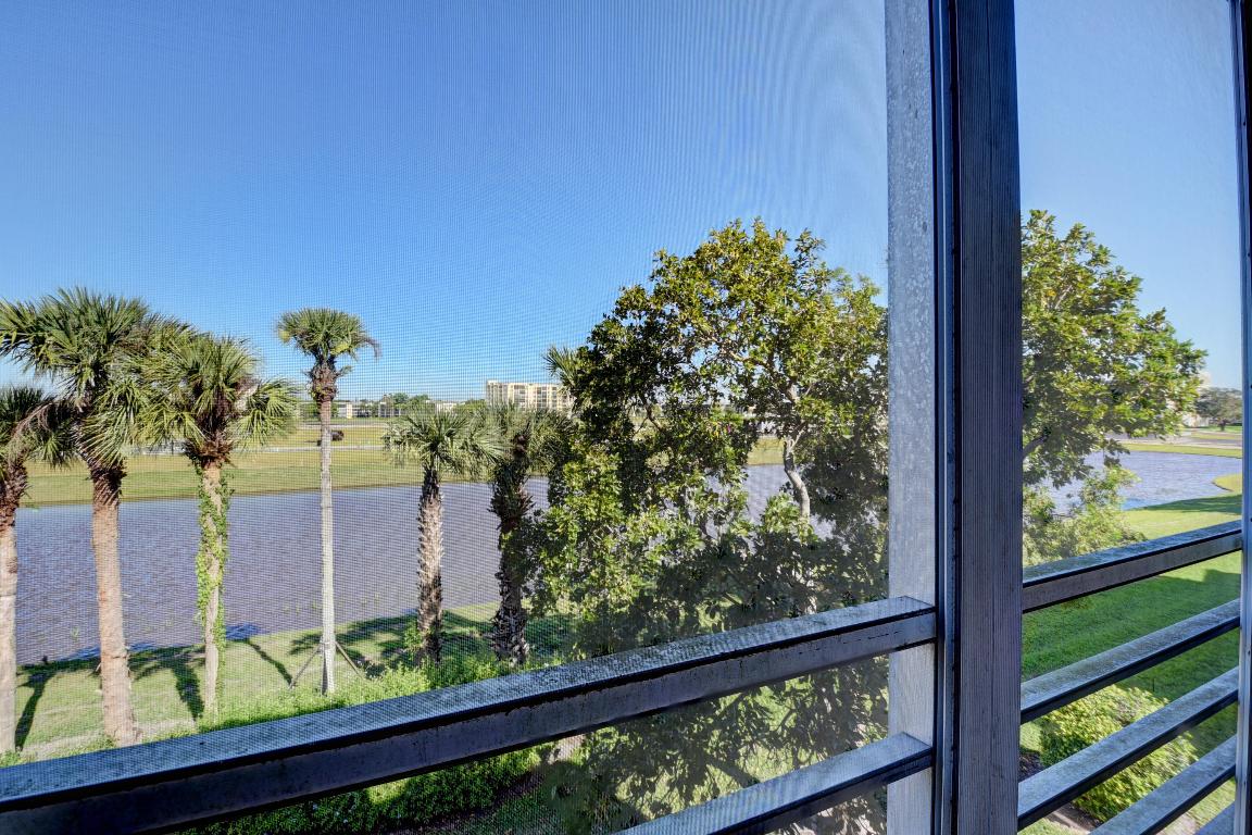 ABBEY VILLAGE - Residential