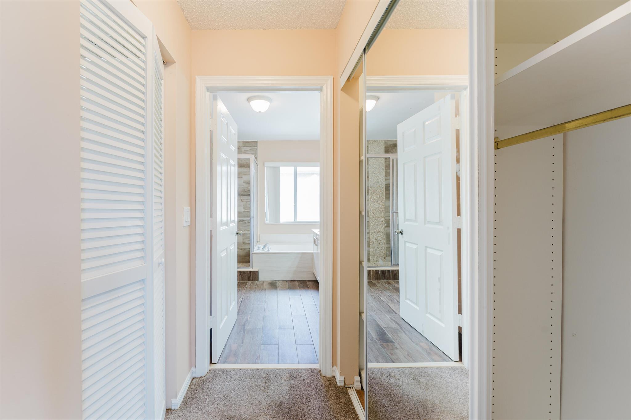 BANYAN TRAILS - Residential Lease