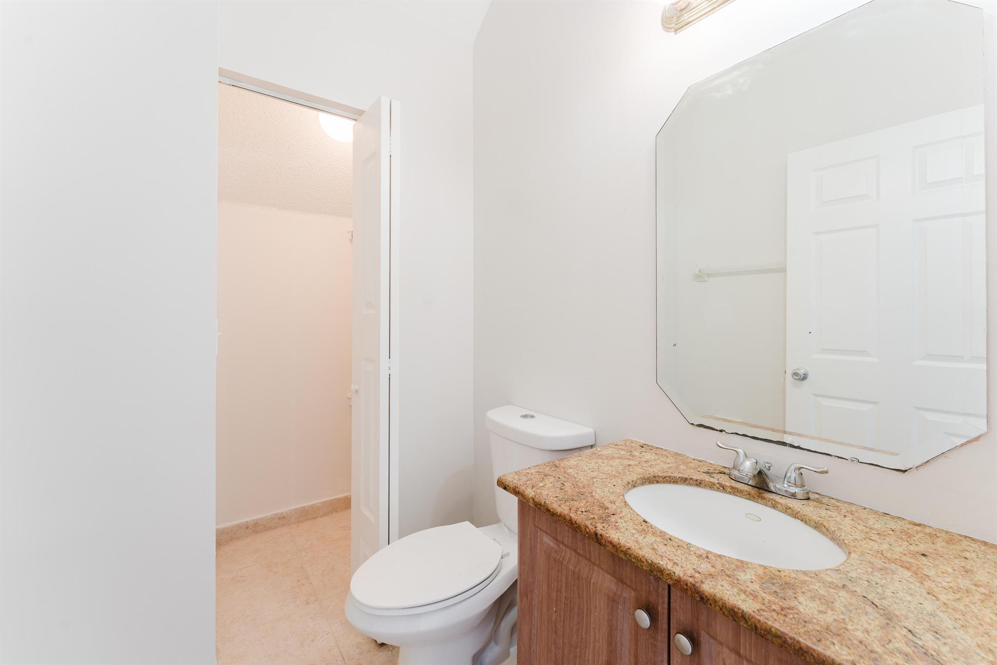 BANYAN TRAILS - Residential Lease