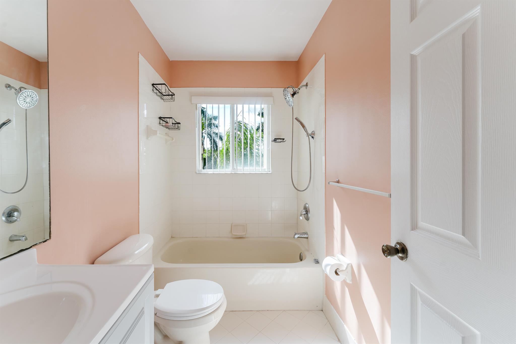 BANYAN TRAILS - Residential Lease