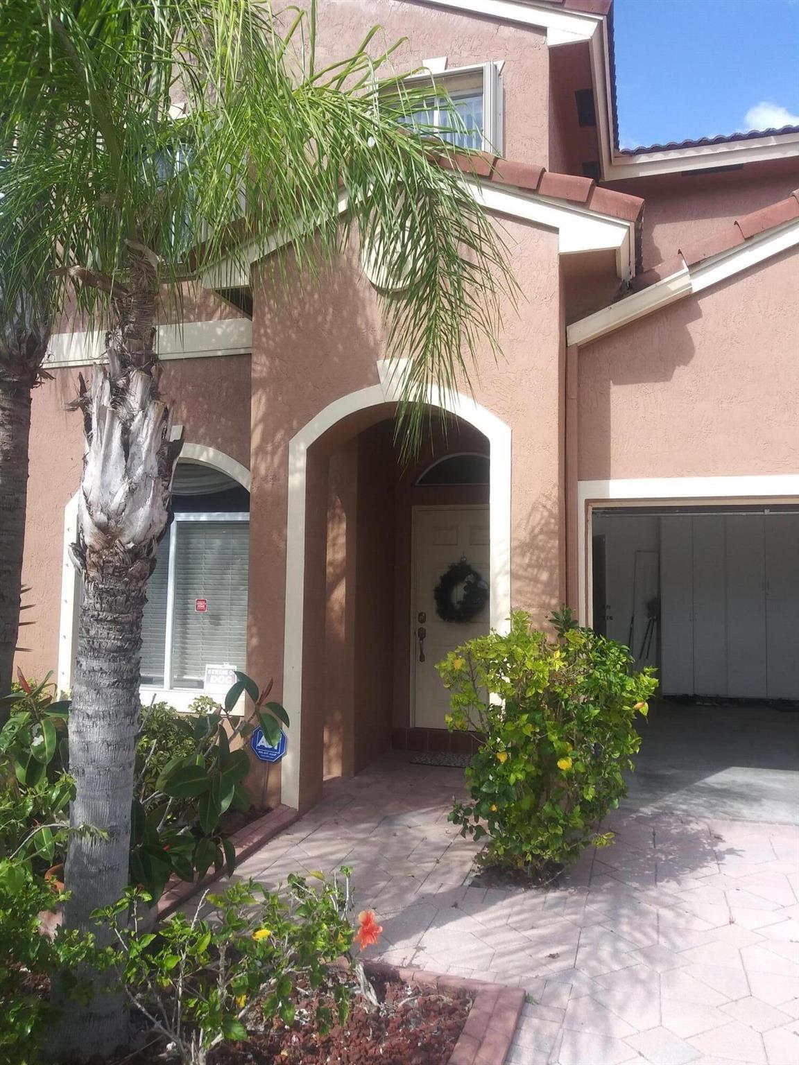 BANYAN TRAILS - Residential Lease