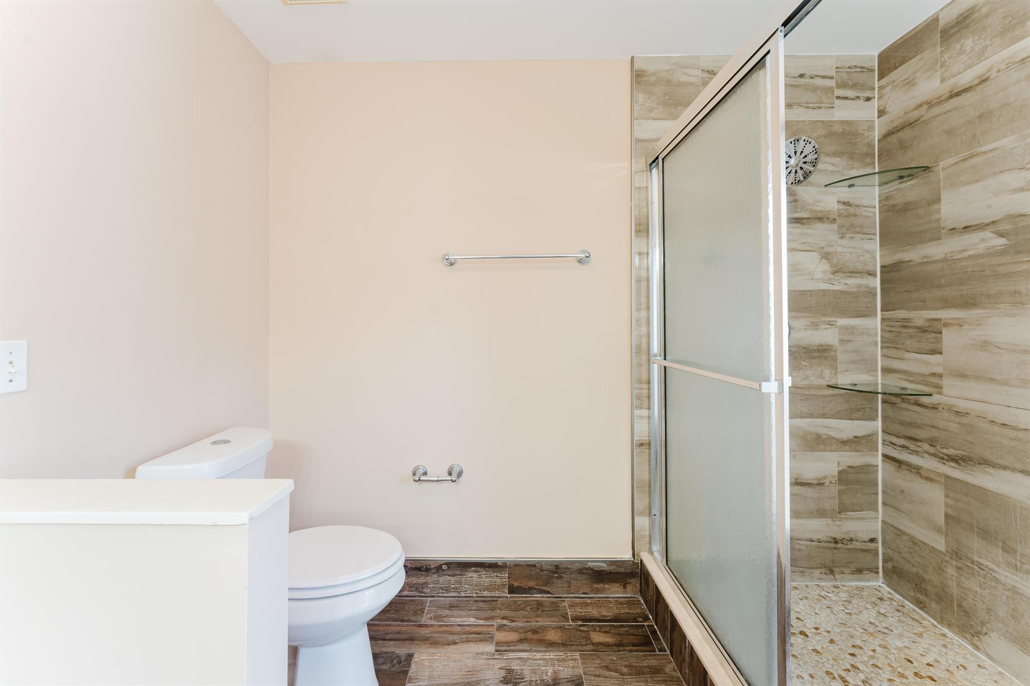 BANYAN TRAILS - Residential Lease