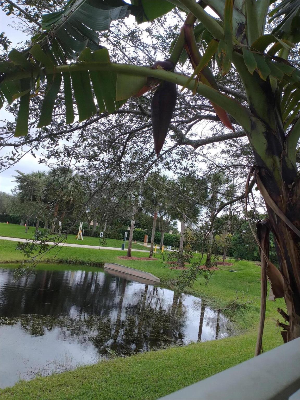 BANYAN TRAILS - Residential Lease