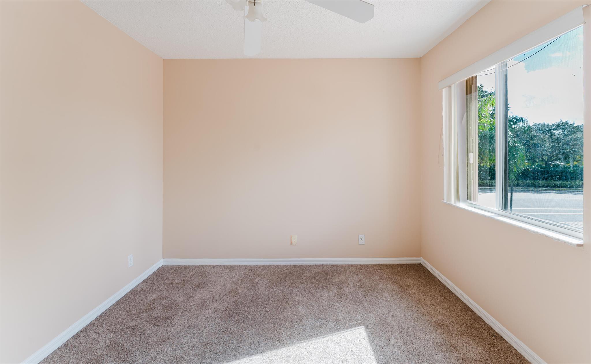 BANYAN TRAILS - Residential Lease