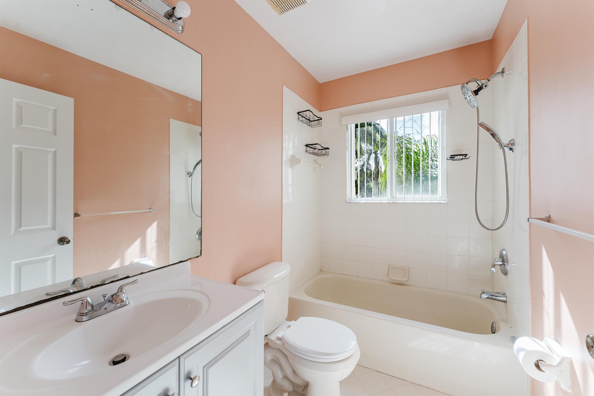 BANYAN TRAILS - Residential Lease