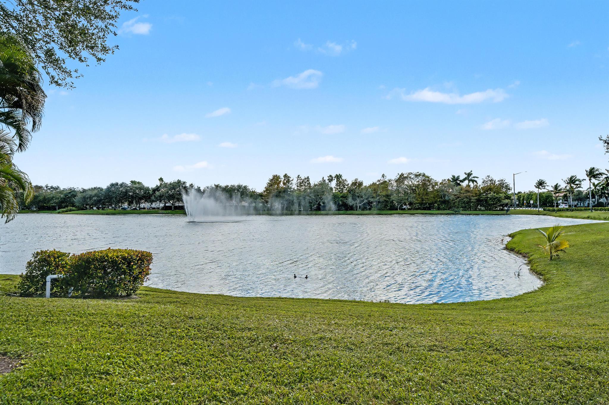 BANYAN TRAILS - Residential Lease