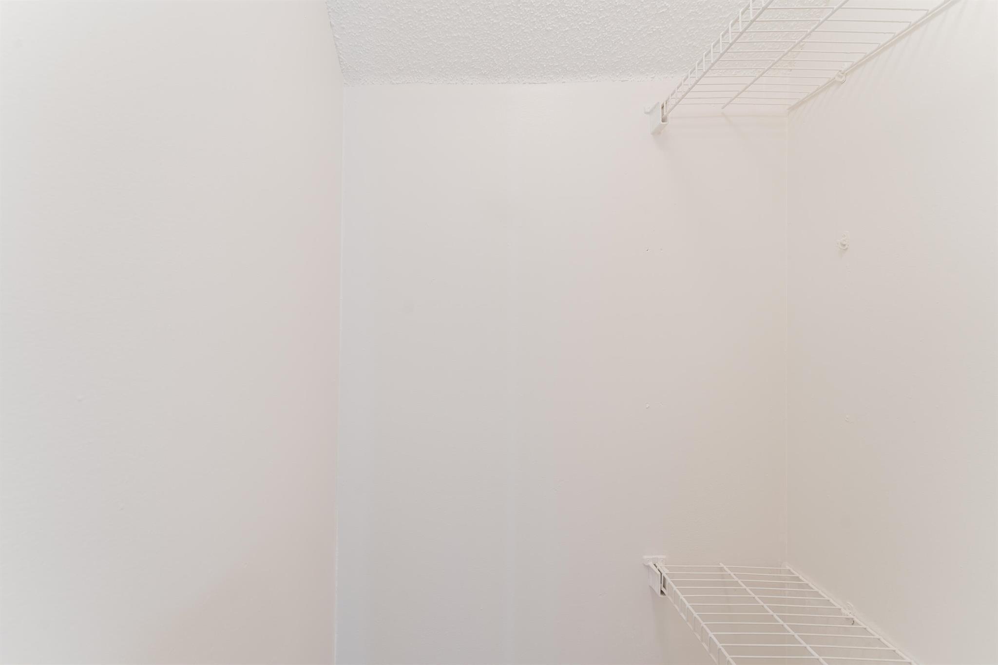 BANYAN TRAILS - Residential Lease