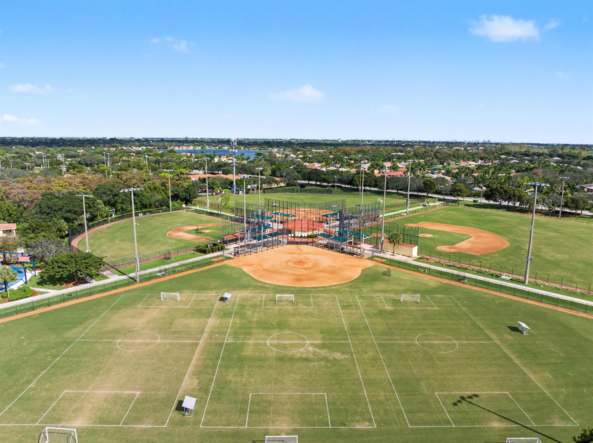 BANYAN TRAILS - Residential Lease