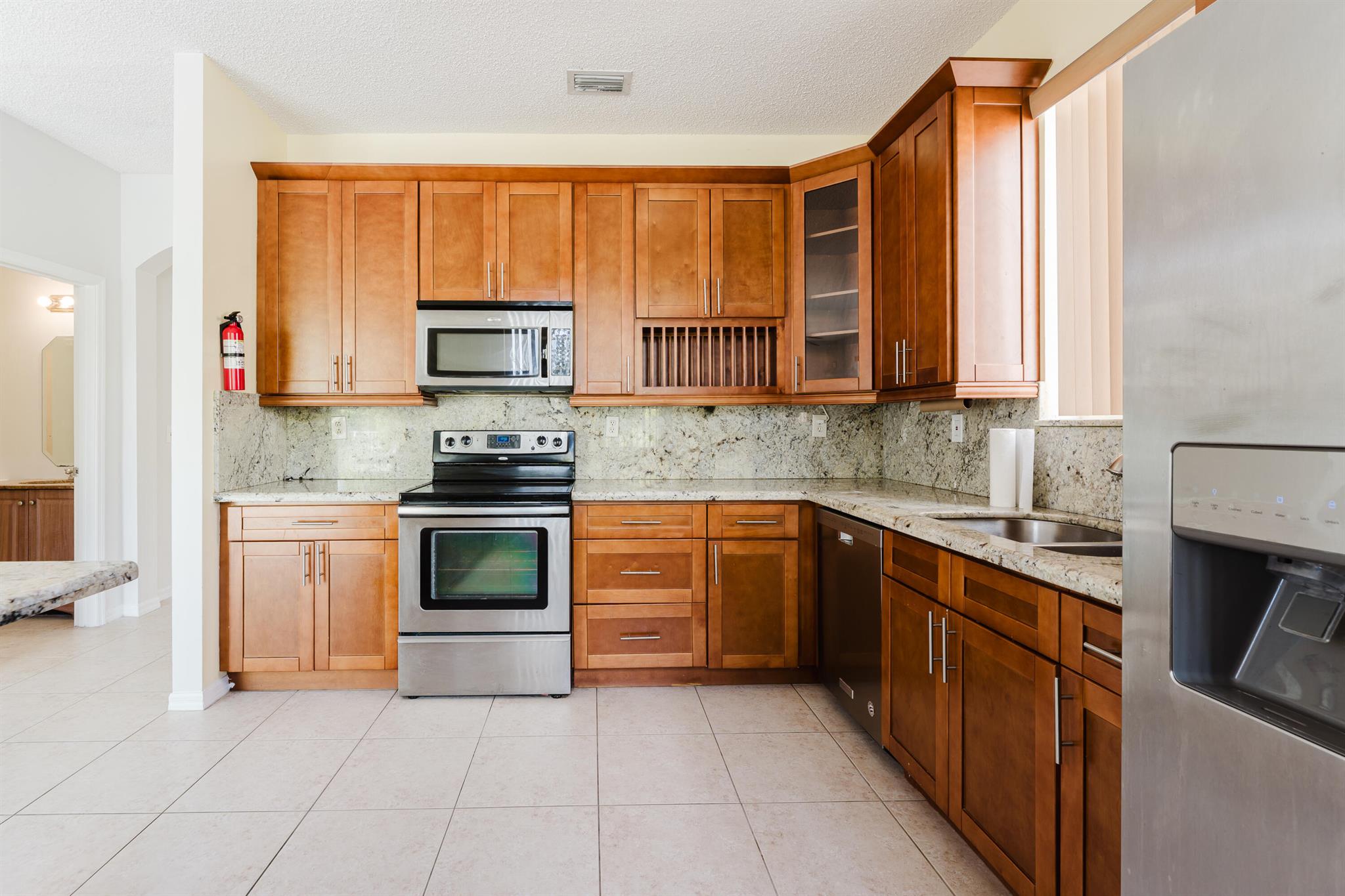 BANYAN TRAILS - Residential Lease