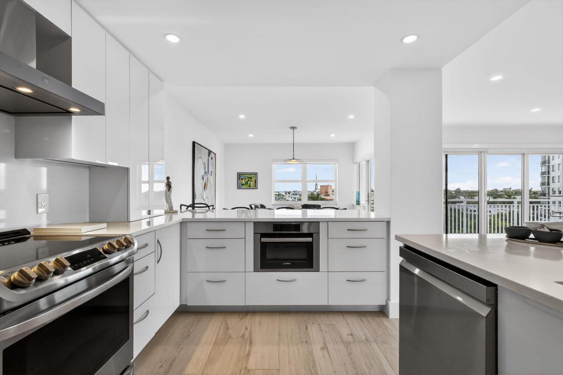 DELRAY SUMMIT CONDO - Residential Lease