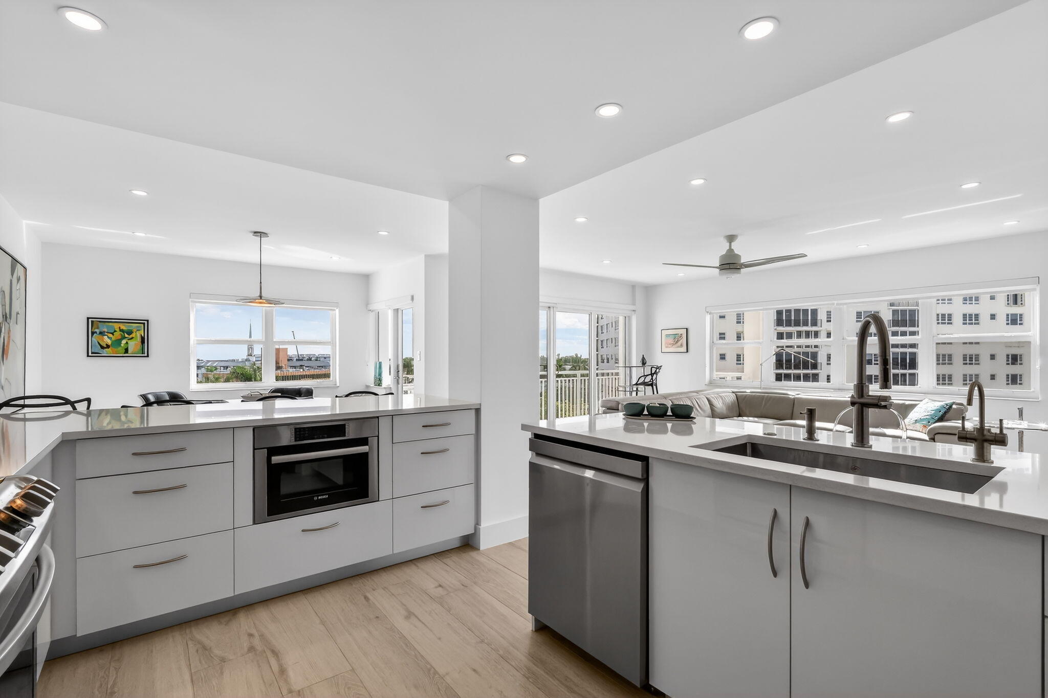 DELRAY SUMMIT CONDO - Residential Lease