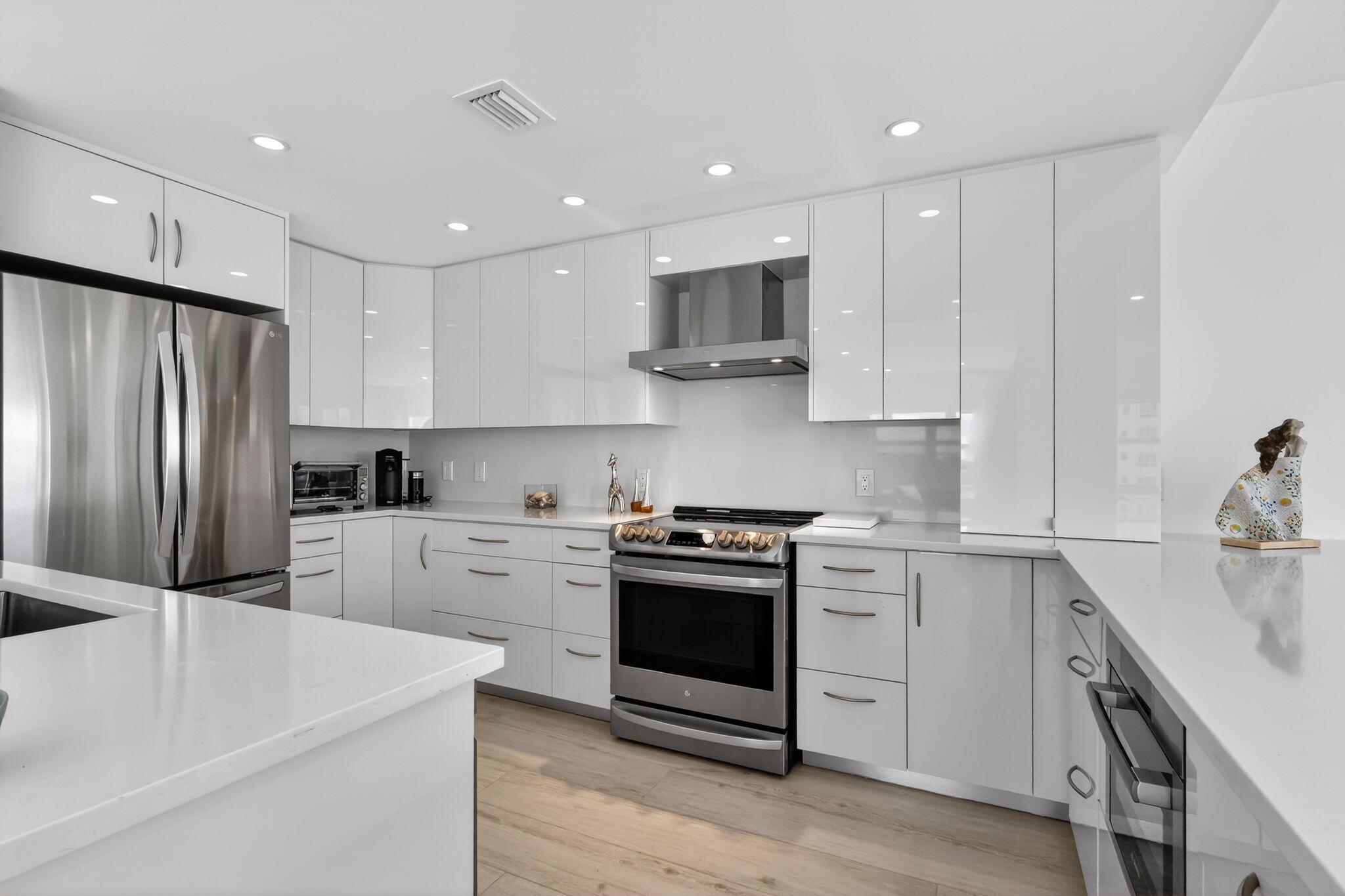 DELRAY SUMMIT CONDO - Residential Lease