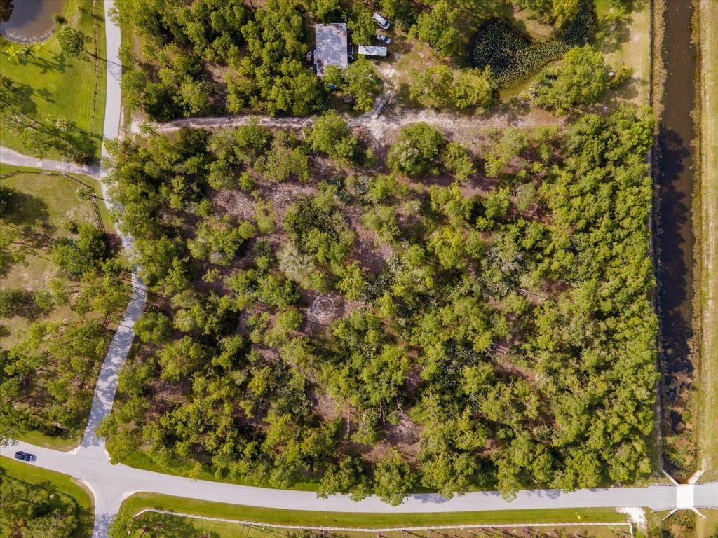 Photo of 14600 Peace River Way, Palm Beach Gardens, FL 33418 (MLS # R11048144)