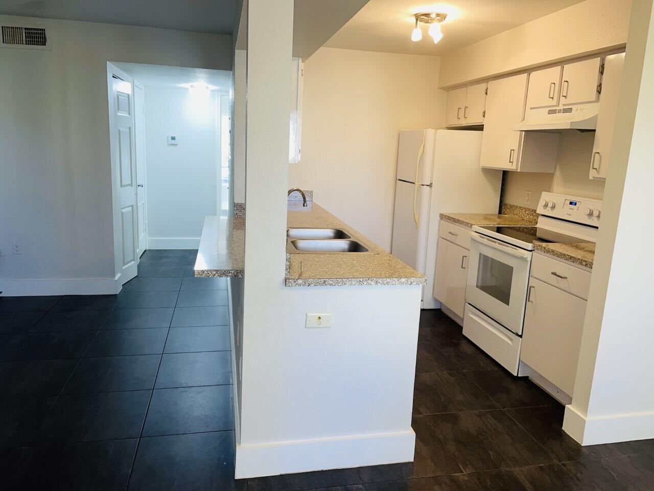 SAILBOAT POINTE CONDO - Residential Lease