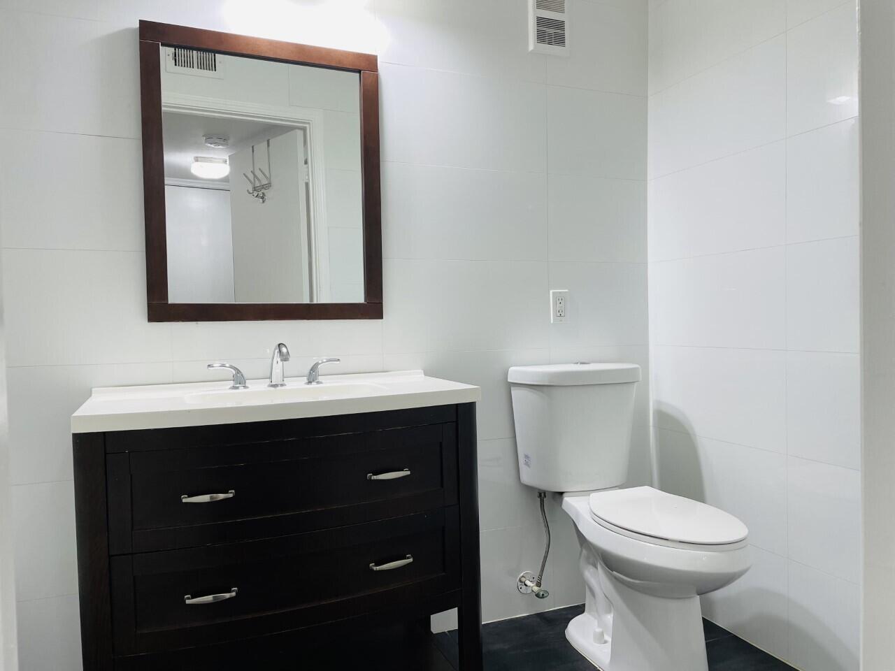 SAILBOAT POINTE CONDO - Residential Lease