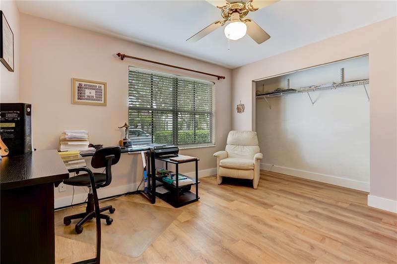 Laurel Ridge - Residential