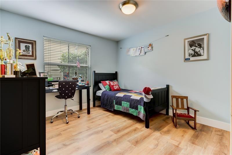 Laurel Ridge - Residential