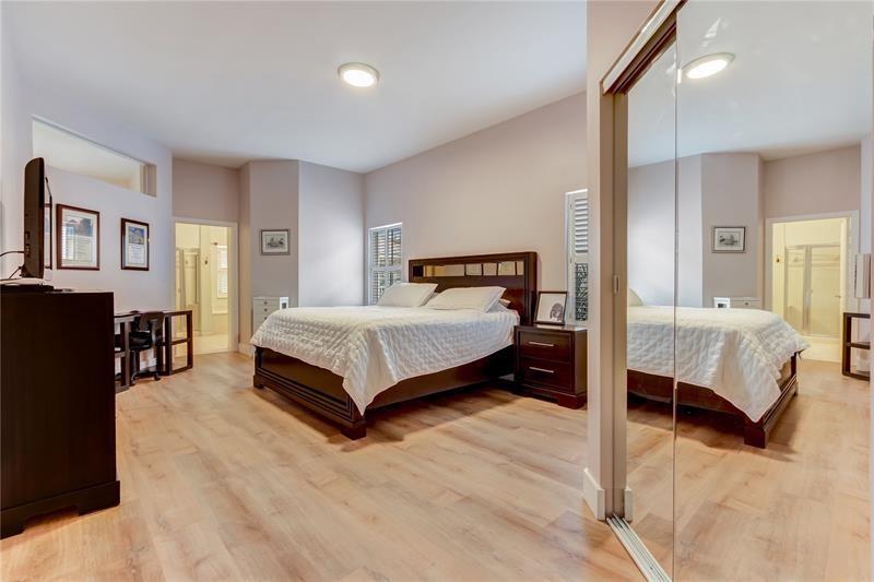 Laurel Ridge - Residential