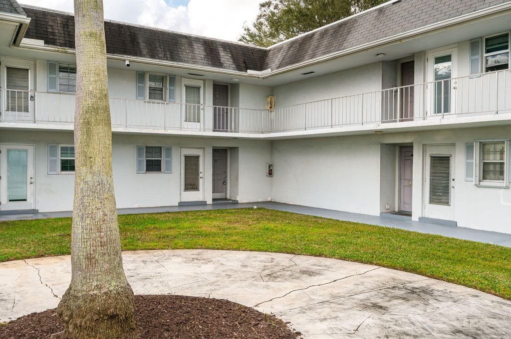 Photo of 10193 N Military Trail #102, Palm Beach Gardens, FL 33410 (MLS # R11060434)