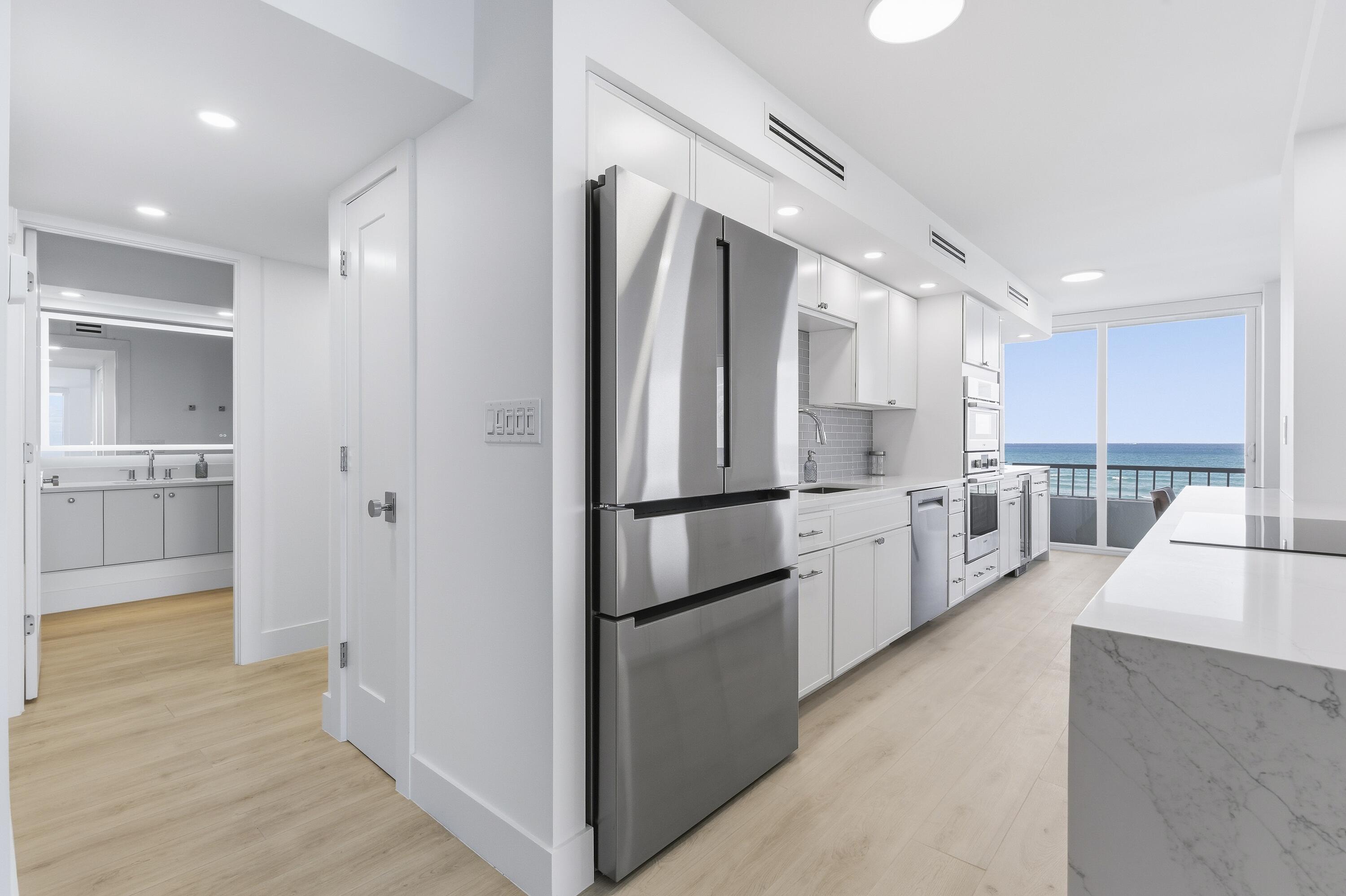 5510 N Ocean Drive 4a