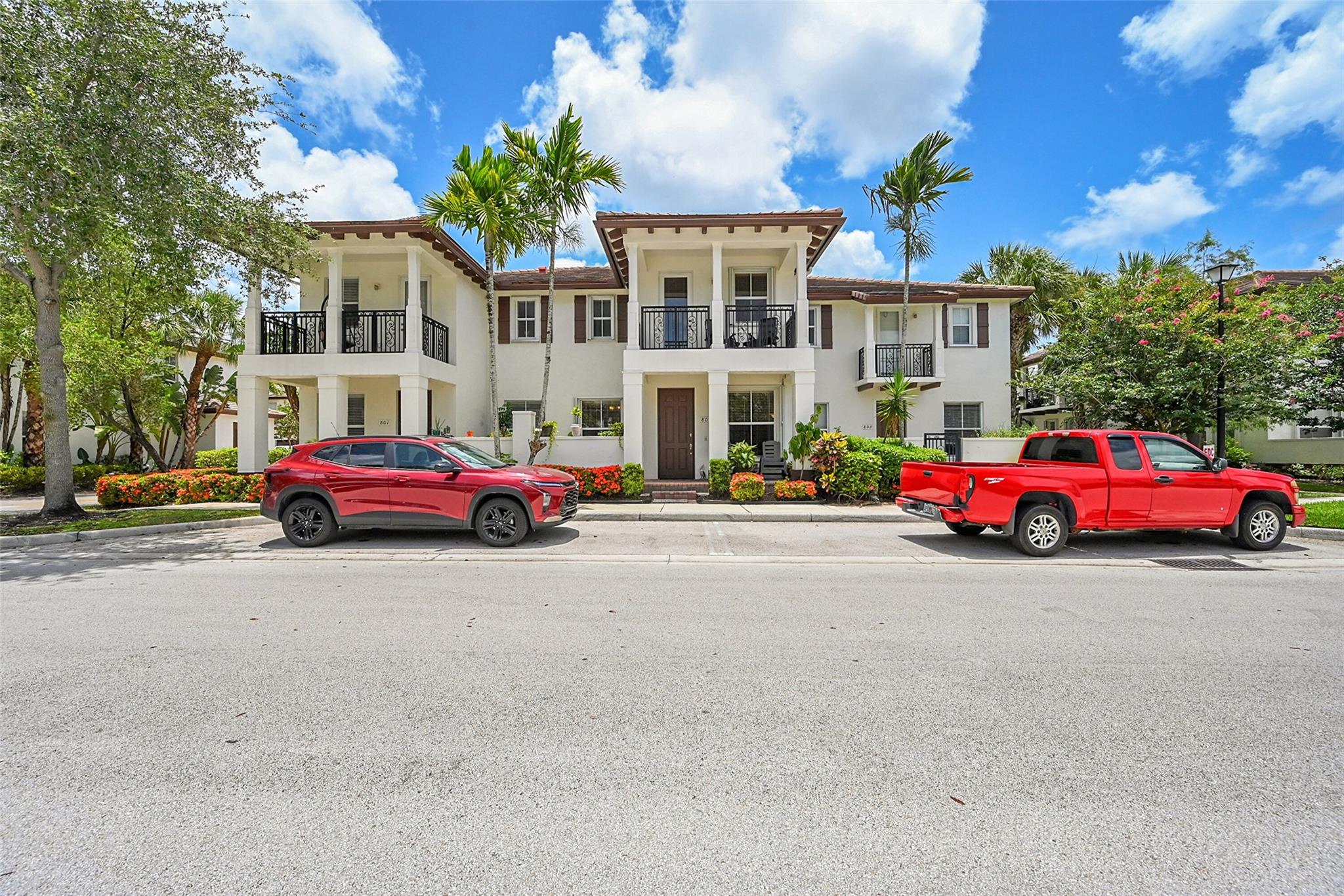 Paloma Lakes - Residential